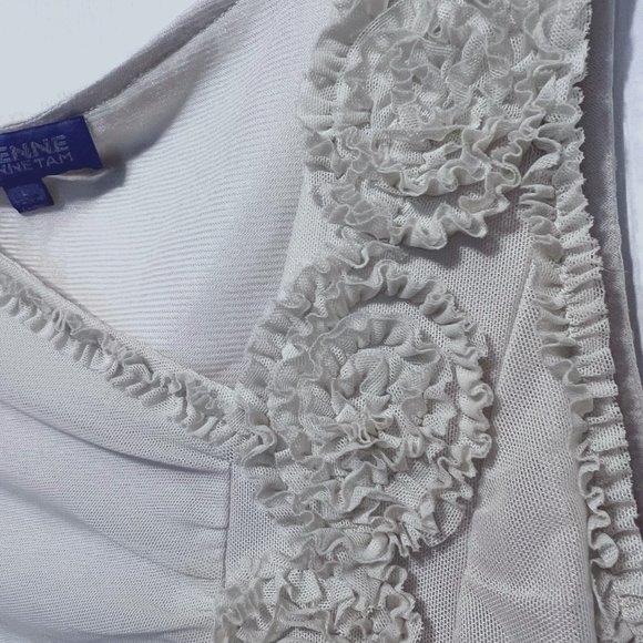 Vivienne Tam- large-VINTAGE-sleeveless blouse-Large-puffy flowers on front-liner - Picture 4 of 10